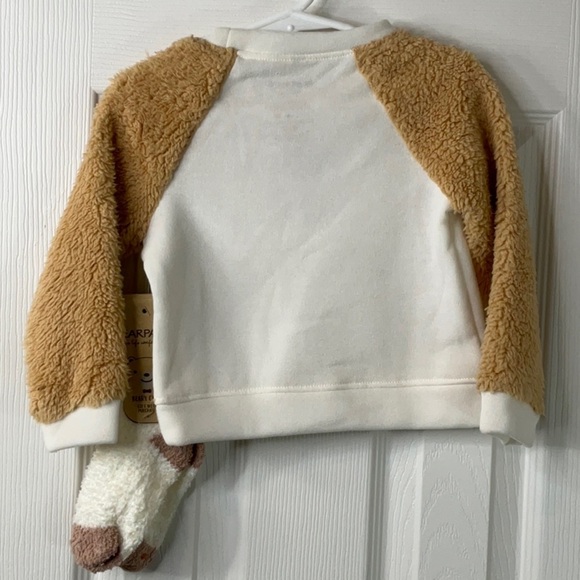 BearPaw 1 Piece Set Teddy Bear Sweatshirt With Fuzzy Socks Size 2T - Picture 6 of 6